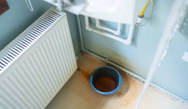 Best 24/7 water damage repair  in Lake Of The Pines, CA